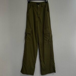 PrettyLittleThing Olive Green Women’s Cargo Pants